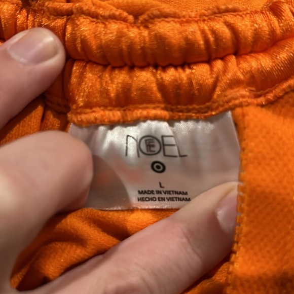 FE NOEL - Picture 4 of 4